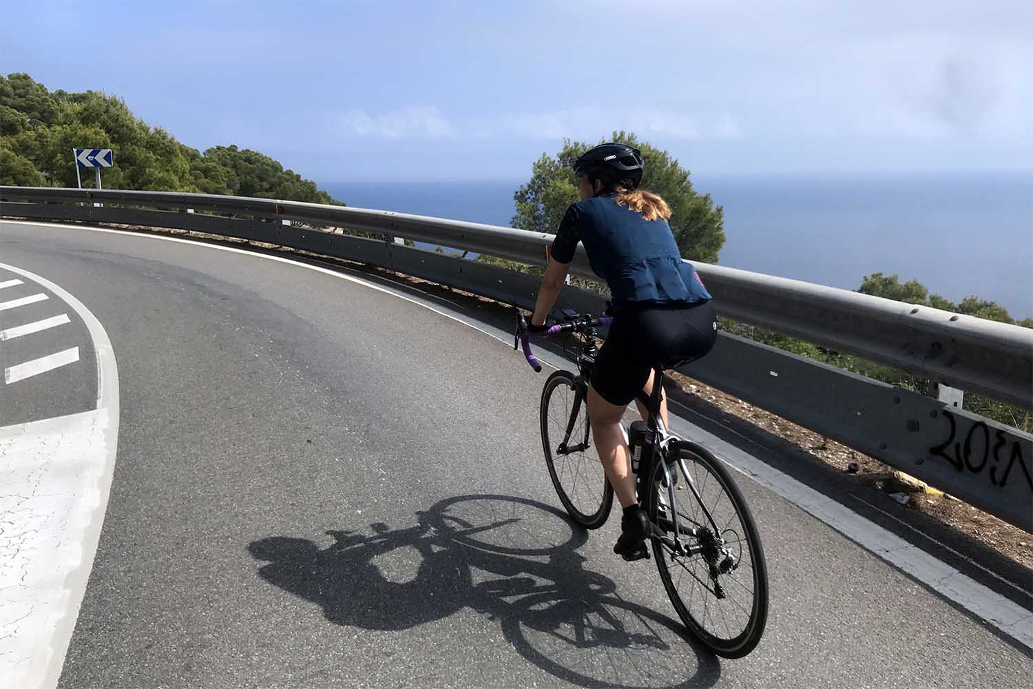 fietsreis catalonie girona costa brava kustweg mooi lloret fietsen fietsvakantie fietssport